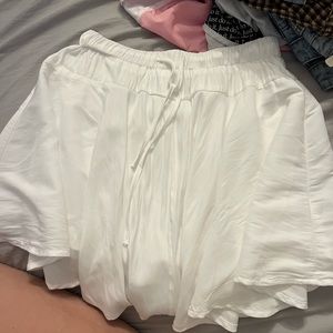 Super cute white flowy skort!